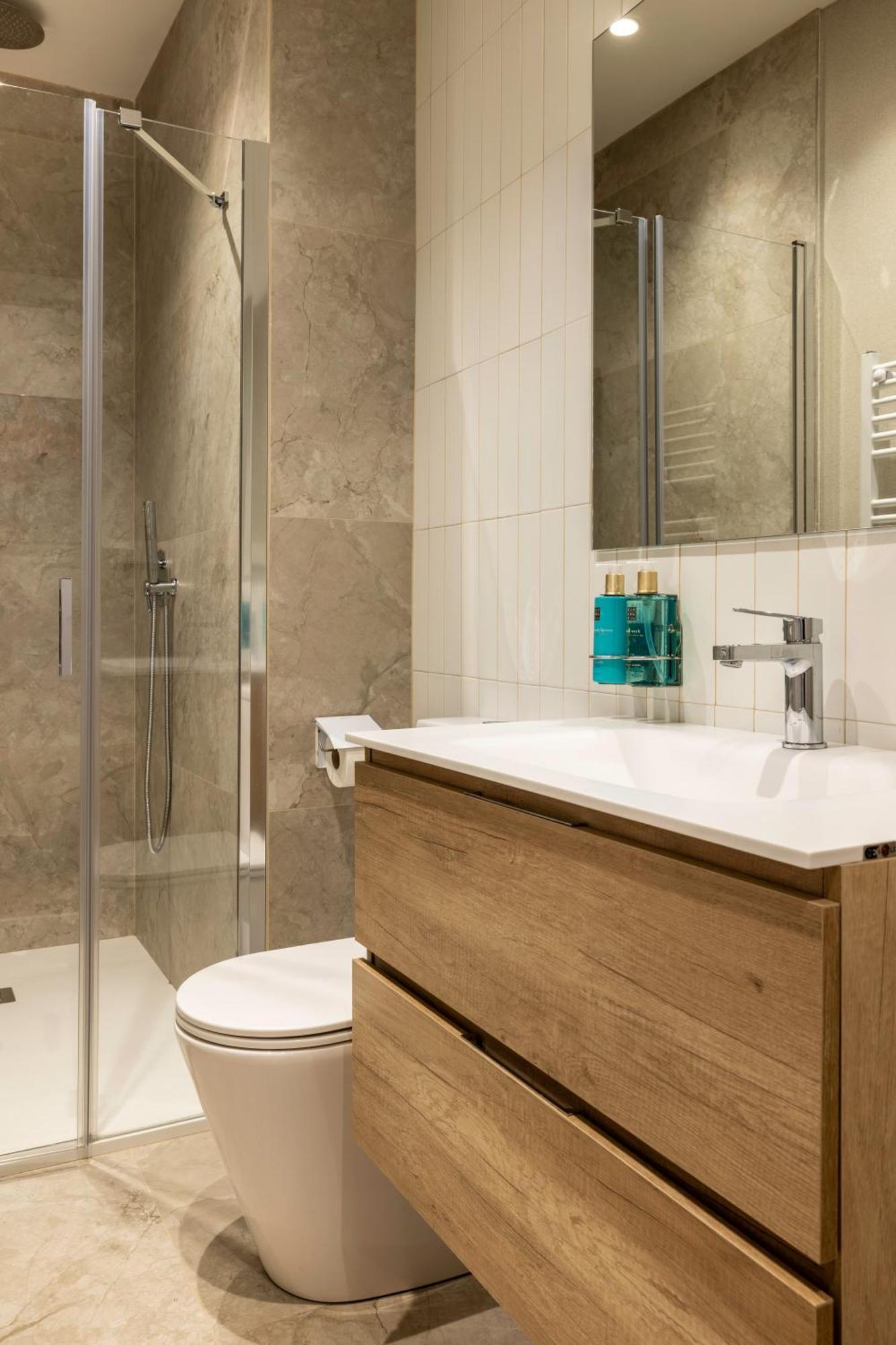 New Designed Flat 3 Bedrooms 2 Showers Madrid Exterior photo